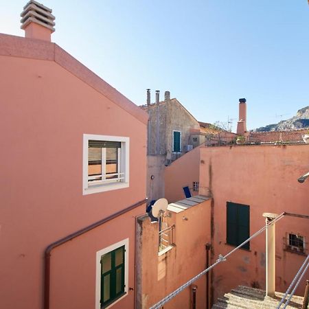 Casa Cici A 50 Mt Dal Mare Lejlighed Finale Ligure Eksteriør billede